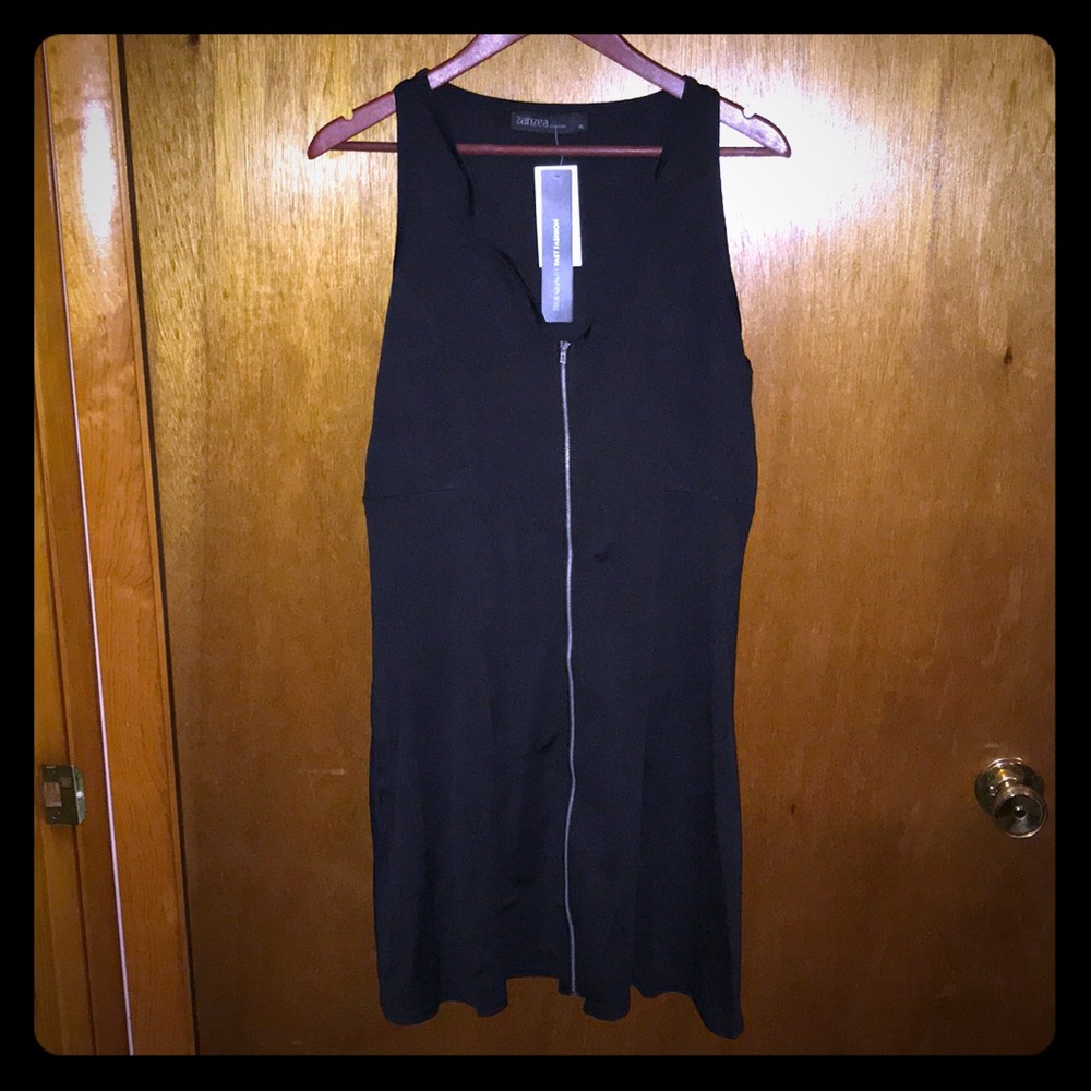 Brand new XL zip front dress